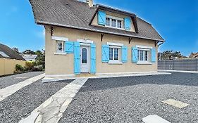 Les Volets Bleus-Charmante Maison Entierement Equipee Face A La Mer Pour 2 A 6 Personnes